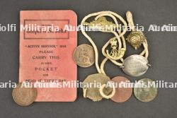 Plaques d'identité du Major C.A.Boone du 123rd Battalion Royal Grenadiers et du Private E. Turner du 76th Battalion, pip et collar badges — photo 1
