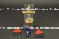 Insignes tissu, bague artisanale Vimy et bénitier d'un soldat du 25th Battalion CEF — photo 1