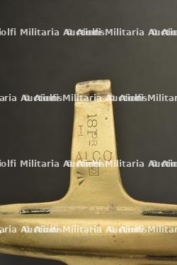 Insignes tissu, bague artisanale Vimy et bénitier d'un soldat du 25th Battalion CEF — photo 3
