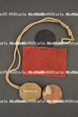 Patch tissu et plaques d'identité du Private McCaskill du 13th Battalion CEF — miniature 2