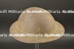 Casque MkI avec insignes métalliques d'un artilleur canadien — miniature 5