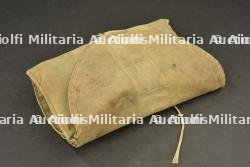 Trousse de nécessaire d'un soldat canadien avec son contenu — miniature 2