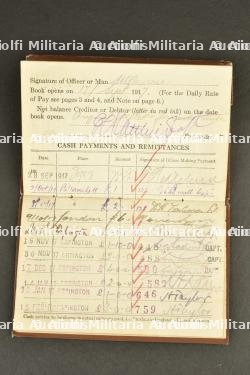 Lot de disques d'identités, pay book et bible de soldats canadiens de la 1ère guerre — photo 3