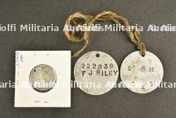 Lot de disques d'identités, pay book et bible de soldats canadiens de la 1ère guerre — photo 8