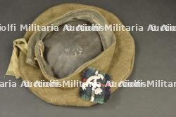 Lot de 2 belles reproductions de coiffures canadiennes de la 1ère guerre, balmoral du 16e bataillon canadiens écossais et soft cap des canadian engineers — miniature 9