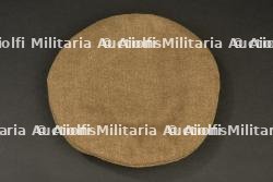 Casquette hivernale canadienne de 1916 modifiée avec badge du 5th Battalion CEF Western Cavalry — miniature 5