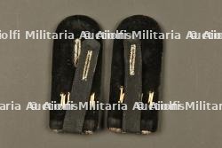 Paire de pattes d'épaule d'un officier de Minen Werfer bavarois. Pair of shoulder straps of a Bavarian Minenwerfer officer. — photo 2