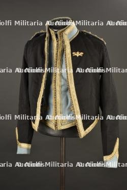 Ensemble habit de mess du Captain Georges Kirkbride du 34th Poona Horse en France en 1915 — photo 1