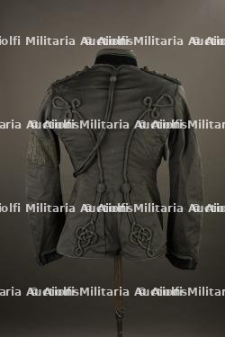 Tunique dolman de grande tenue du Captain Gerard William Burton, DSO, du 39th Garhwal Rifles tué en octobre 1915 à Givenchy — miniature 11
