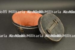 Boîte de transport de coiffure et photo encadrée de soldats du JR.60 — miniature 4