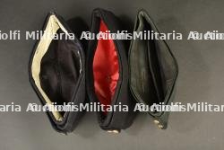 Lot de trois calots field service cap britanniques, Ox and Bucks, Royal Welsh Fusilier troupe et officier — photo 9