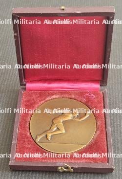 MÉDAILLE DE LA FÊTE DU SPORT du D.III , SICHERUNG REGIMENT 1. DANS SA BOITE