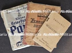 LOT DE TROIS GUIDES DE PARIS ET D’UN GUIDE DE CONVERSATION POUR LE SOLDAT ALLEMAND