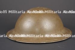 Casque canadien. Canadian helmet.
