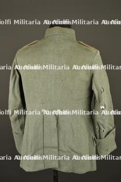 Tunique feldgrau d'un officier bavarois. Feldgrau tunic of a Bavarian officer. — photo 14