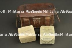 Deux sacoches d'infirmier allemand. Two German medic pouches. — miniature 3