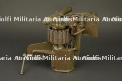 Machine à garnir les bandes pour MG08 Gurtfuller. Belt loading machine for MG08 ammunition belts, Gurtfüller. — photo 4