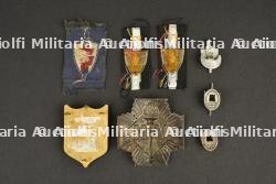 Ensemble d'insignes Vichy — miniature 2
