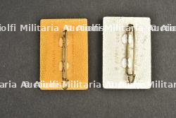 Lot de deux insignes GML — miniature 2
