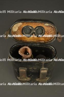 Lunette ZF12 pour mitrailleuse MG08 dans son étui. ZF12 scope for MG08 machine gun with its case. — miniature 8