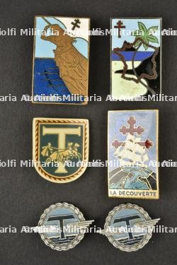Lot de 6 insignes de marine