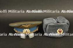 Lot comprenant une casquette d'aviation