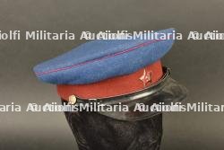 Lot comprenant 4 casquettes — photo 11
