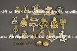 Ensemble de 24 insignes et boutons de cavalerie et Yeomanry britanniques — photo 1