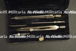 Compas britannique. — miniature 2