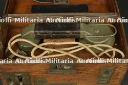 Téléphone de campagne allemand Feldfernsprecher 1916 type B. German field telephone Feldfernsprecher 1916 type B — miniature 7