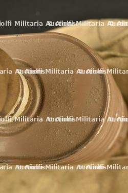 Masque anti-gaz britannique. — miniature 3