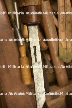 Fort lot d'outillage anglais BEF 40 — miniature 3
