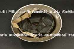 Casque anglais MkII de 1938 avec insigne gallois peint en noir — photo 5
