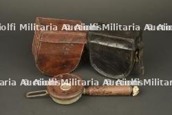 Etuis d'écouteurs et écouteur téléphonique allemands. German telephone receiver cases and telephone receiver — photo 1