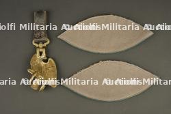 Lot d'objets de musique allemande. Lot of German musical instruments and accessories — photo 2