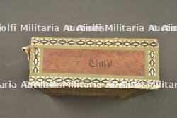 Boite de cigares à l'effigie de Otto Weddigen et du sous marin U9. Cigar box bearing the image of Otto Weddigen and submarine U9 — photo 4