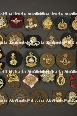 Cap badge Commonwealth. — miniature 3
