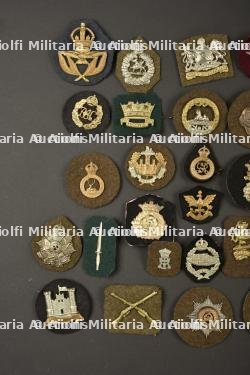 Cap badge Commonwealth. — miniature 4