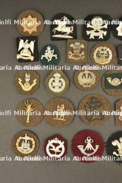 Cap badge Commonwealth. — photo 4