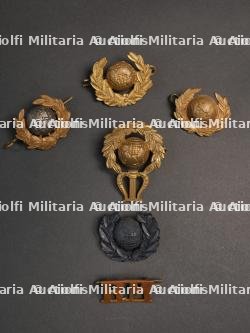 Insignes Royal Marines. — miniature 1