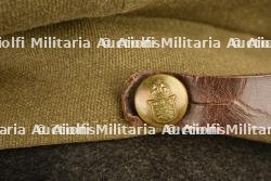 Casquette d'officier du Queen's Royal Regiment. — miniature 7