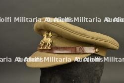 Casquette d'officier du Queen's Royal Regiment. — photo 10