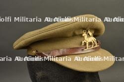 Casquette d'officier du Queen's Royal Regiment. — photo 11