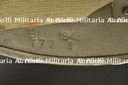 Casque britannique. — miniature 2