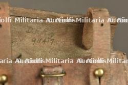 Cartouchière canadienne 4e Battalion et porte baïonnette. Canadian 4th Battalion ammunition pouch and bayonet frog — miniature 2