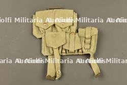 Cartouchière anglaise en web 1908 côté gauche. British Pattern 1908 webbing ammunition pouch left side