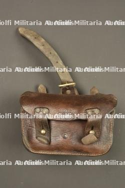 Cartouchière anglaise en cuir pattern 1914. British Pattern 1914 leather ammunition pouch — photo 1