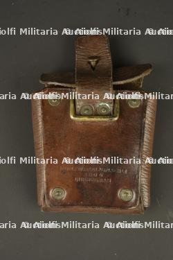Casque anglais MkI, ceinture en web et cartouchière. British MkI helmet, web belt and ammunition pouch — miniature 5