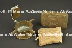 Lot de petits objets anglais. Lot of small British personal items