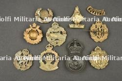 Lot de 10 insignes anglais Marine, Tank et Aviation. Lot of 10 British Navy, Tank Corps and Aviation badges — miniature 2